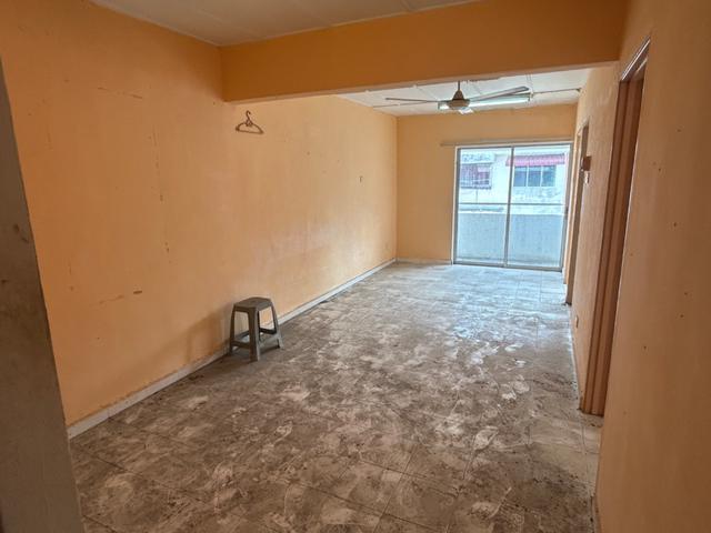 Apartment for sale in Malaka
