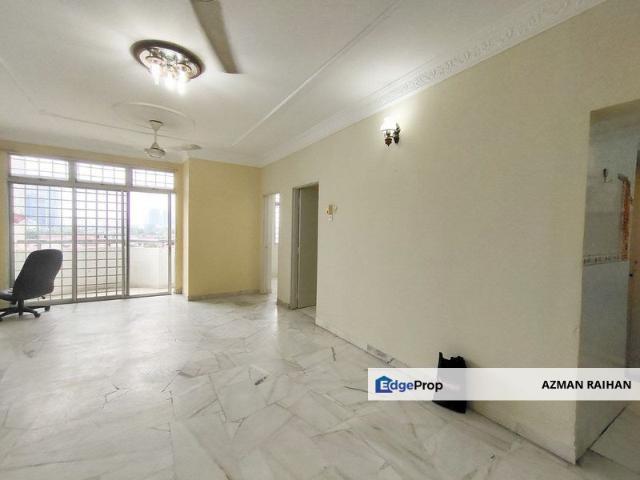 Condominium for sale in Petaling, Subang Jaya