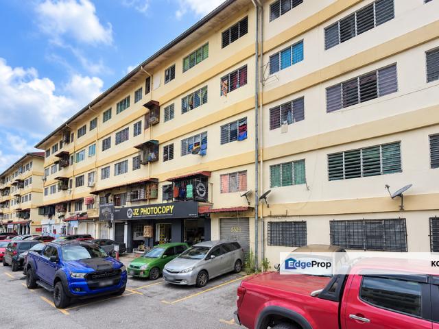 Flat for sale in Selayang, Selangor