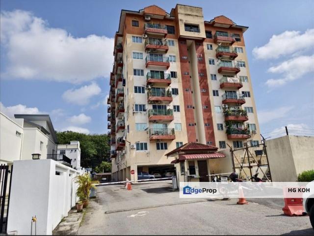 Condominium for rent in Malaka