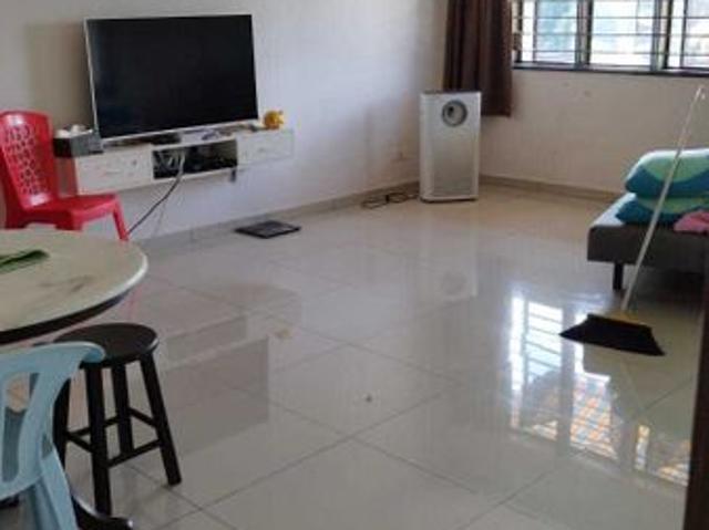 Condominium for sale in Malaka