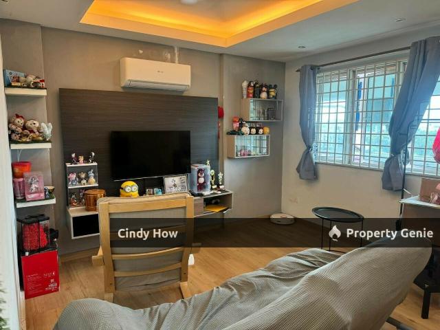 Apartment for sale in Malaka