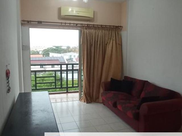 Condominium for rent in Malaka