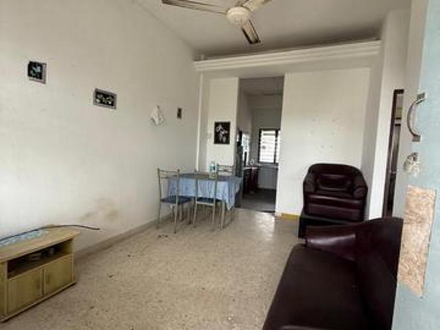 Apartment for sale in Malaka