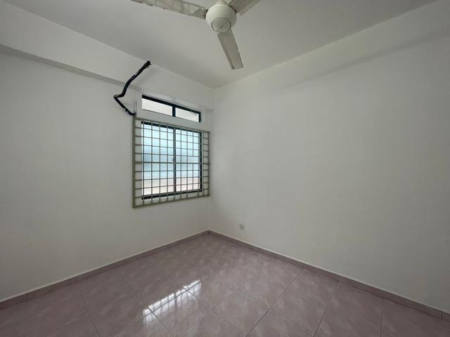 Flat for sale in Wellesley, Penang