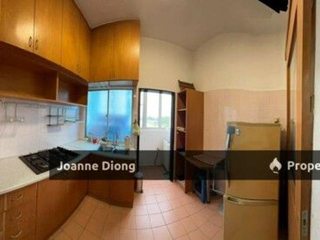 Apartment for rent in Lotus Apartment, Majlis Bandaraya Subang Jaya