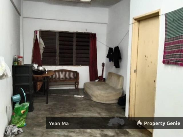 Flat for sale in Petaling, Subang Jaya