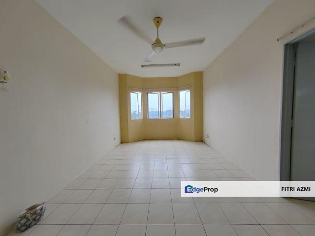 Condominium for sale in Petaling, Subang Jaya