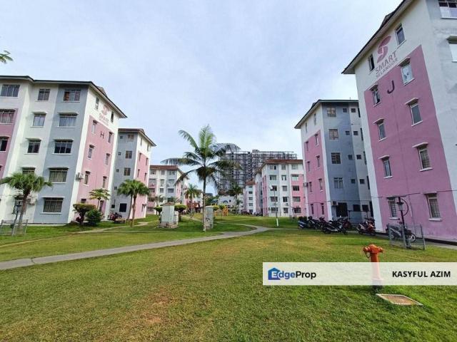 Flat for sale in Tanjong Sepat, Selangor