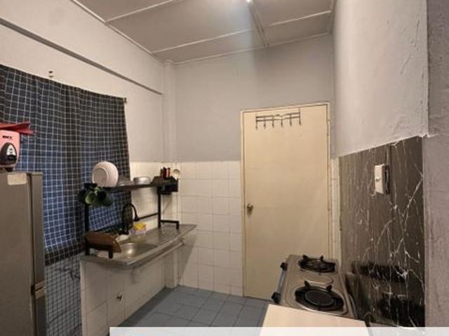 Flat for sale in Petaling, Alam Impian