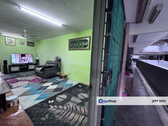 Flat for sale in Petaling, Alam Impian