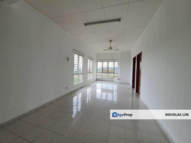 Flat for sale in Bandar Kinrara 3, Majlis Bandaraya Subang Jaya