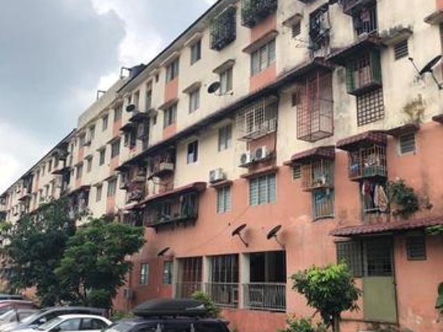 Flat for sale in Kajang, Langat