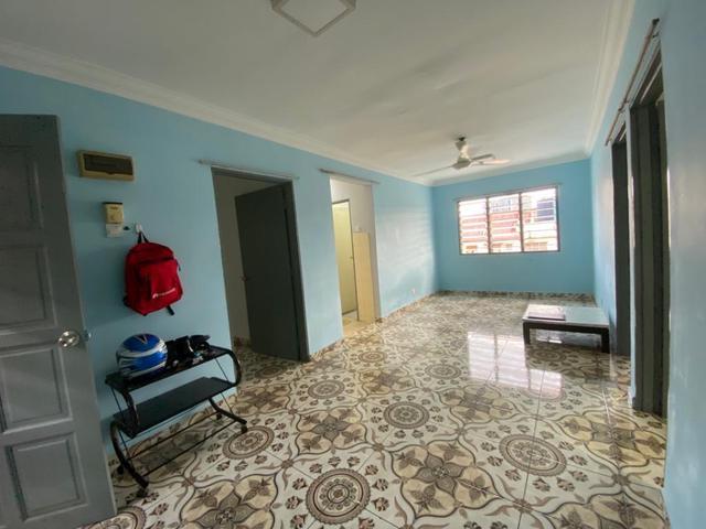 Flat for sale in Kajang, Langat