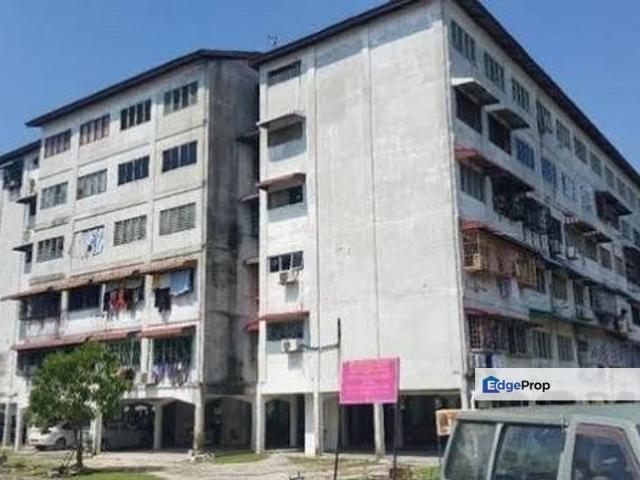 Flat for sale in Kajang, Langat