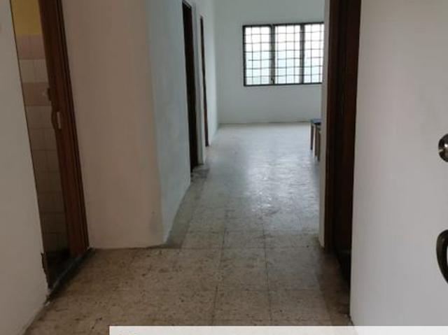 Flat for sale in Kajang, Langat