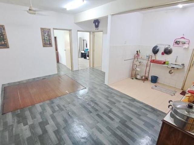 Flat for sale in Kajang, Langat