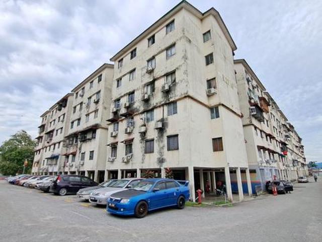 Flat for sale in Kajang, Langat