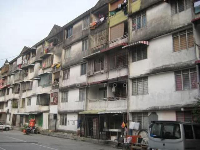 Flat for sale in Kajang, Langat