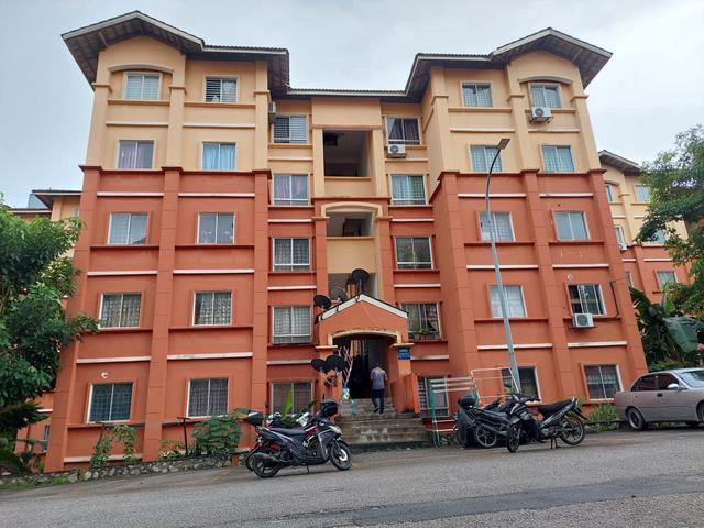 Apartment for sale in Bandar Puncak Alam, Kuala Selangor