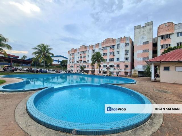 Condominium for sale in Petaling, Alam Impian