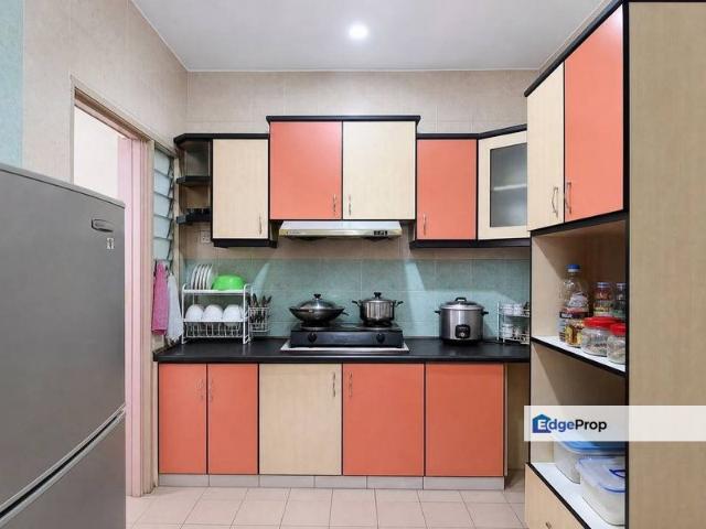 Condominium for sale in Petaling, Alam Impian
