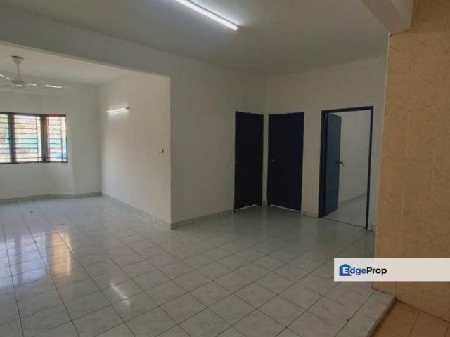 Flat for sale in Petaling, Alam Impian