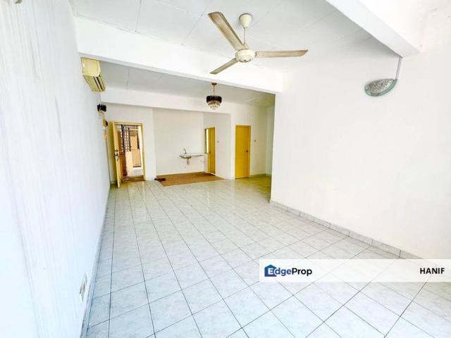 Condominium for sale in Petaling, Alam Impian