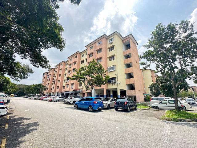 Flat for sale in Petaling, Alam Impian