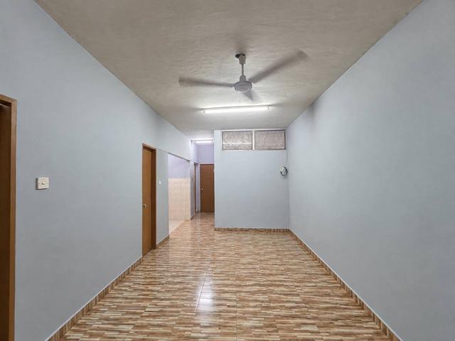 Flat for sale in Shah Alam, Petaling