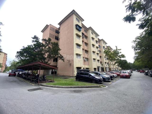 Apartment for rent in Petaling, Alam Impian