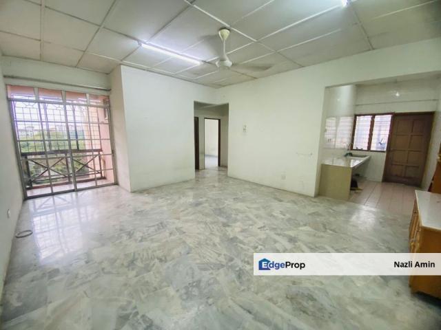 Condominium for sale in Petaling, Alam Impian