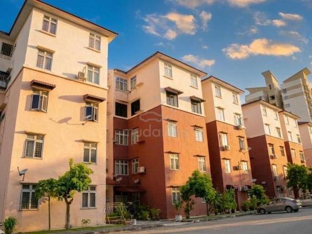 Apartment for sale in Petaling, Subang Jaya