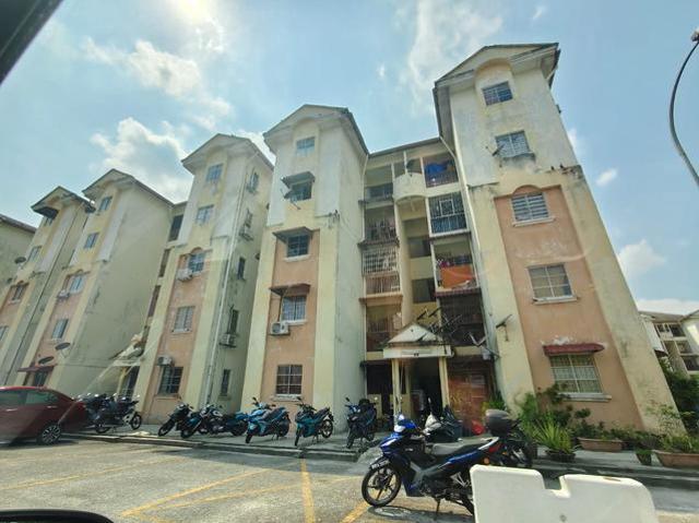 Apartment for sale in Petaling, Alam Impian
