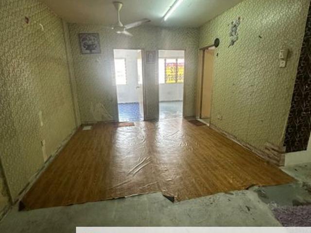 Flat for sale in Port Klang, Selangor