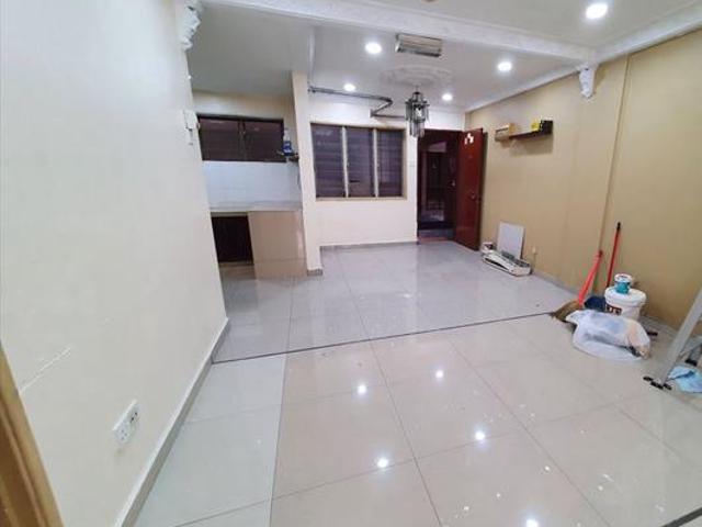 Apartment for sale in Port Klang, Selangor