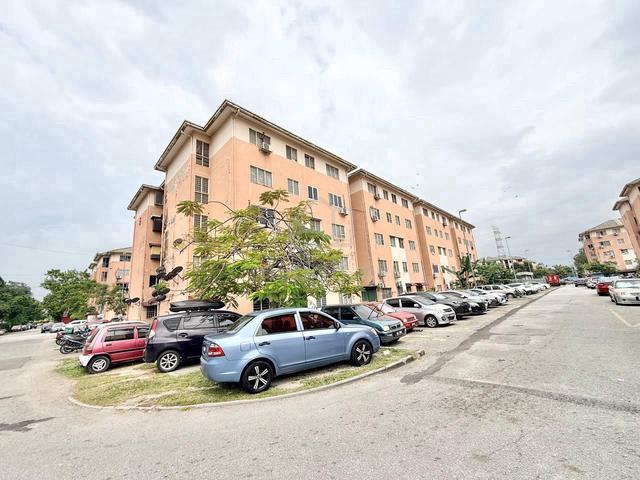 Apartment for sale in Port Klang, Selangor