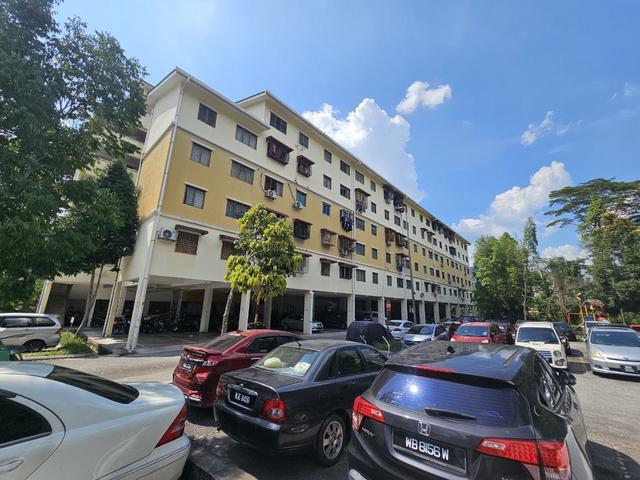 Flat for sale in Selayang, Selangor