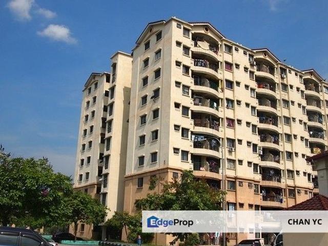 Condominium for sale in Petaling, Alam Impian