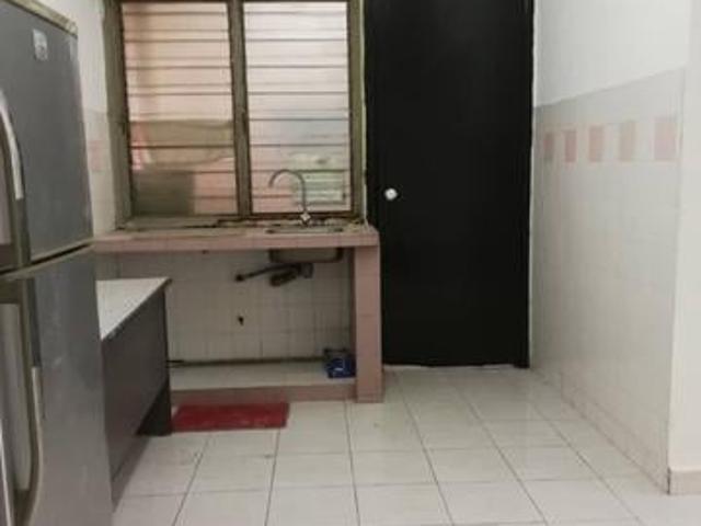 Apartment for sale in Shah Alam, Petaling