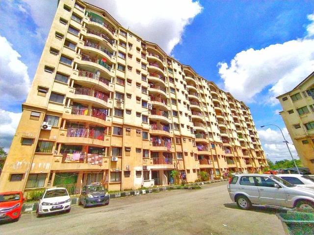 Apartment for sale in Shah Alam, Petaling