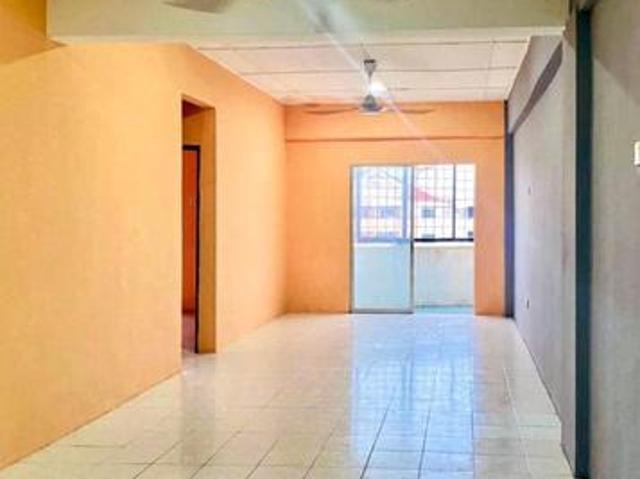 Apartment for sale in Port Klang, Selangor