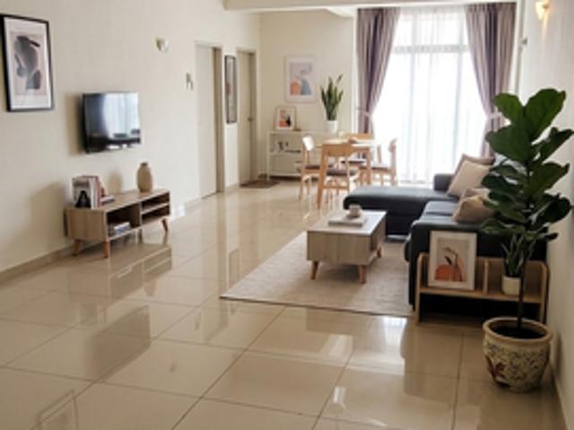 Condominium for rent in Malaka