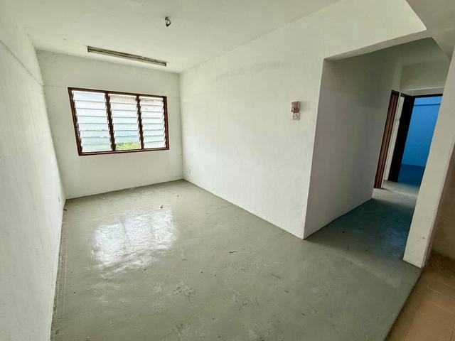 Flat for sale in Port Klang, Selangor
