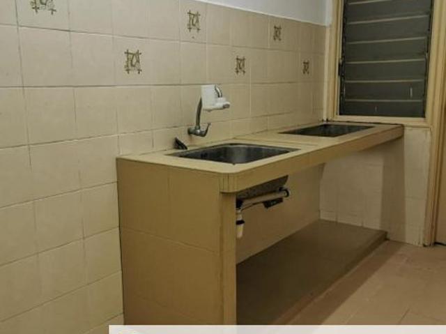 Flat for sale in Petaling, Subang Jaya