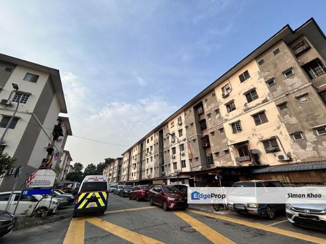 Flat for sale in Petaling, Damansara Damai