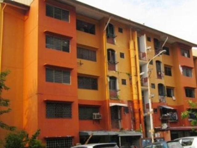 Flat for sale in Petaling, Alam Impian