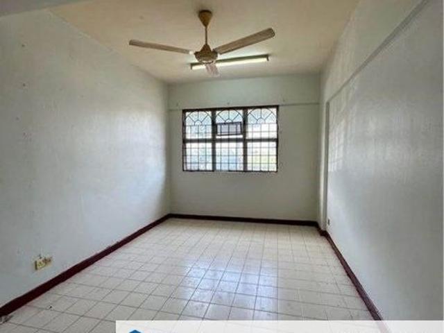 Flat for sale in Kajang, Langat