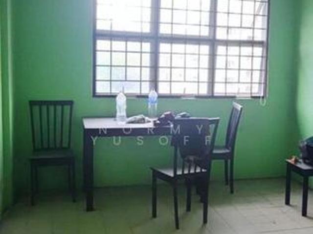 Flat for sale in Kajang, Langat