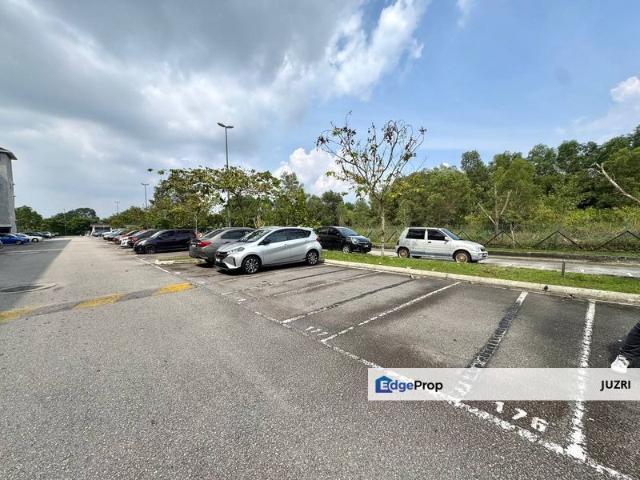 Flat for sale in Petaling, Subang Jaya